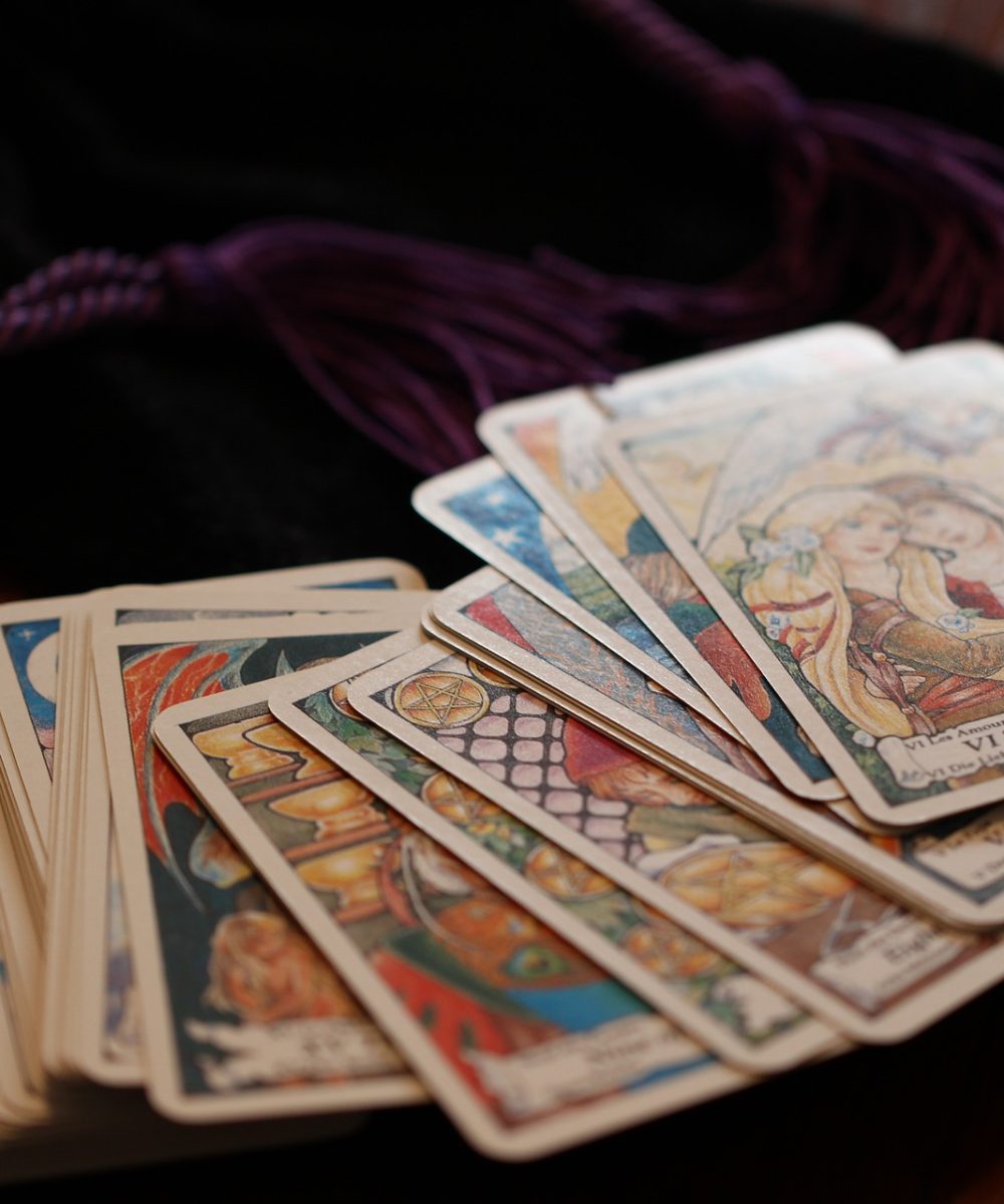 Jogo de Búzios e Tarot